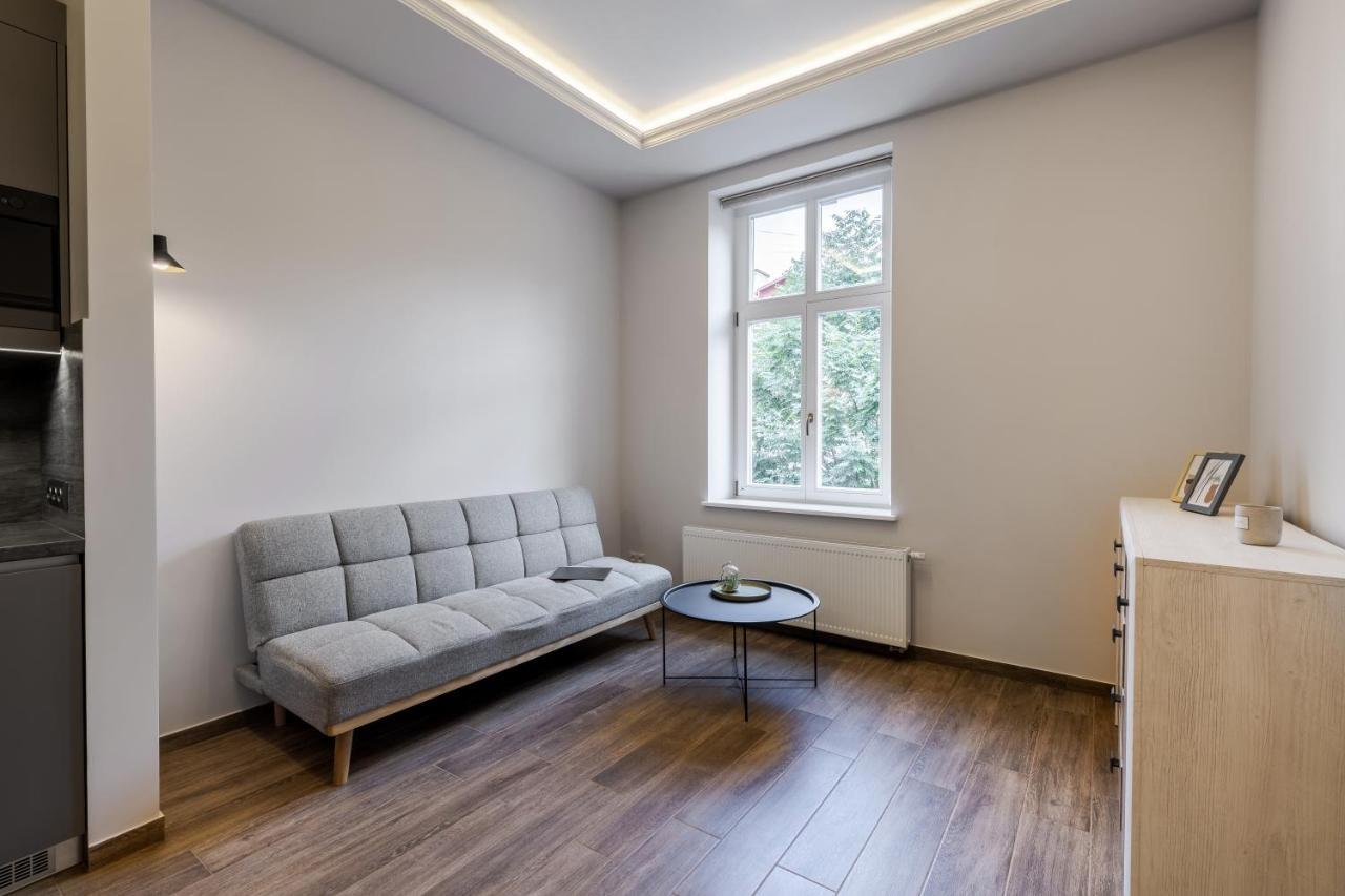 Inshiapartments On Kovzhuna Str Львов Экстерьер фото