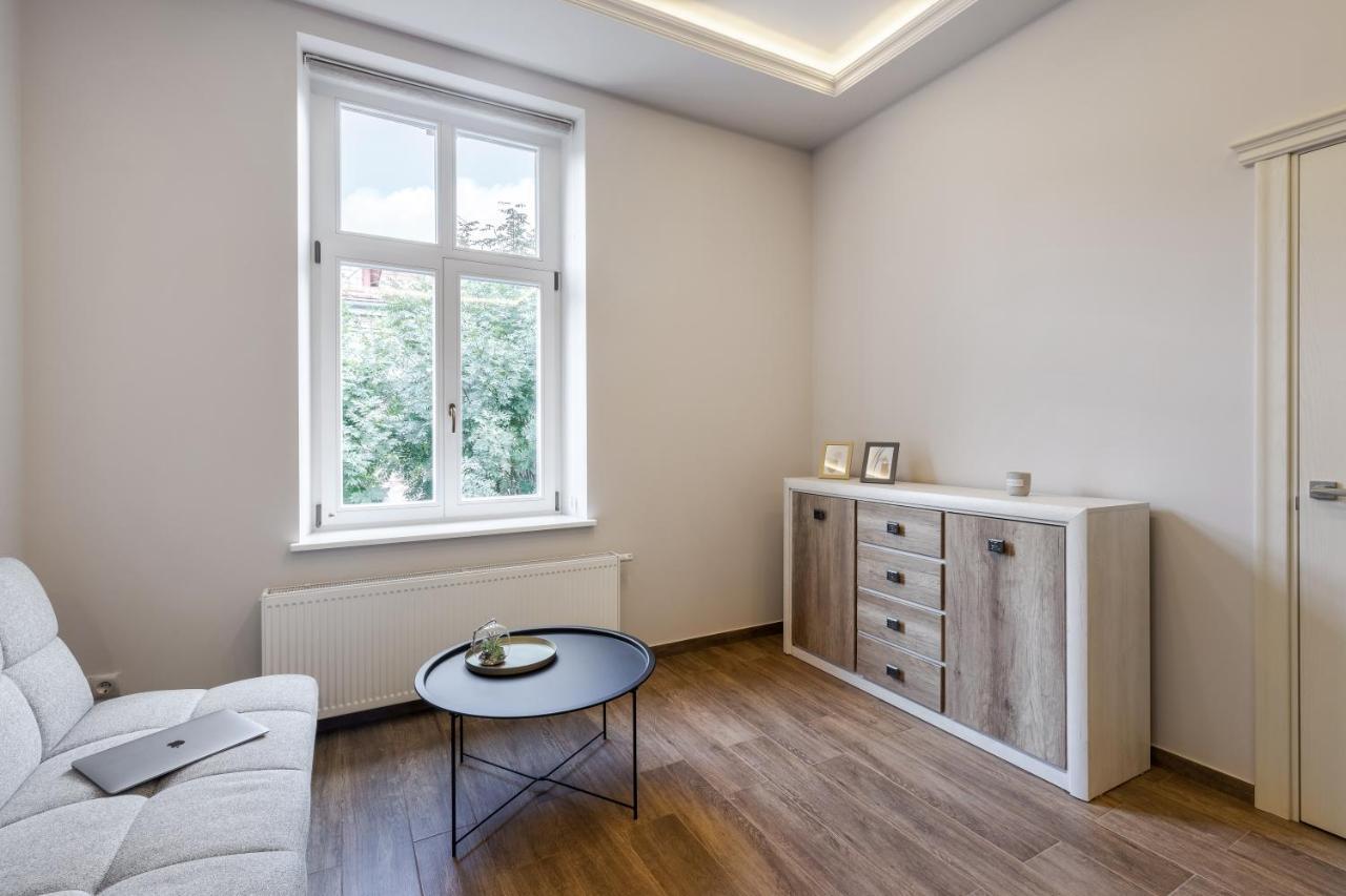 Inshiapartments On Kovzhuna Str Львов Экстерьер фото