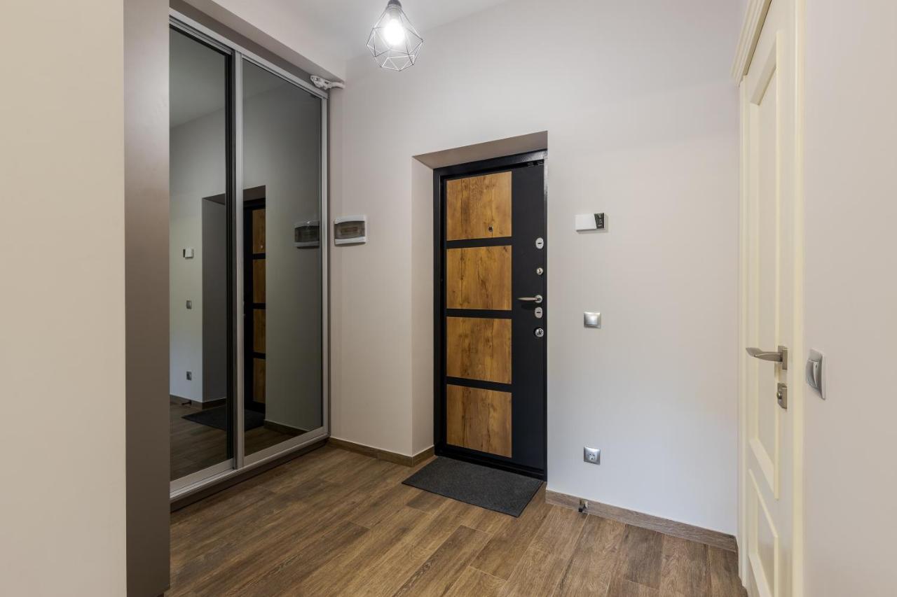Inshiapartments On Kovzhuna Str Львов Экстерьер фото