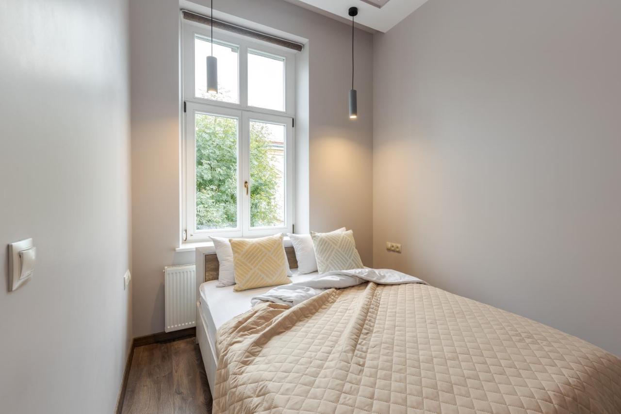 Inshiapartments On Kovzhuna Str Львов Экстерьер фото